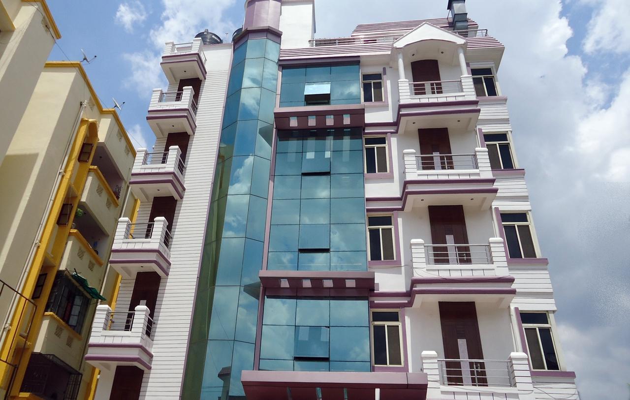 Hotel Frontline Residency Patna  Exterior foto